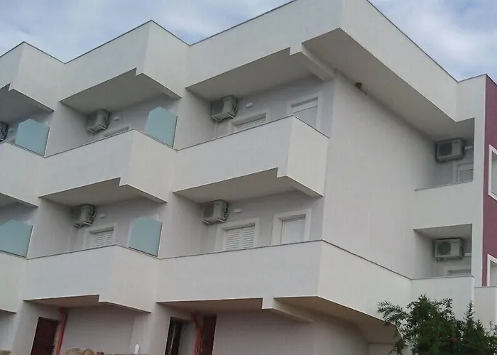 Dima Vista