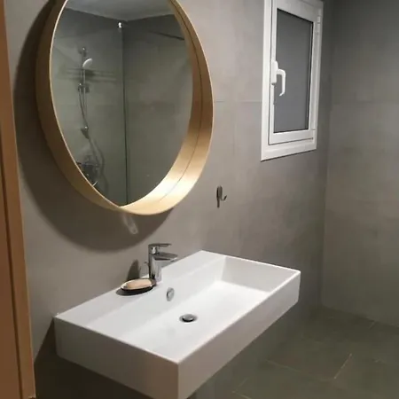 فندق Dima Vista 2*